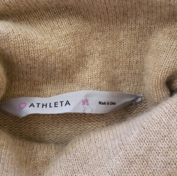 Athleta Chalet 100% Cashmere Sweater - Picture 6 of 15